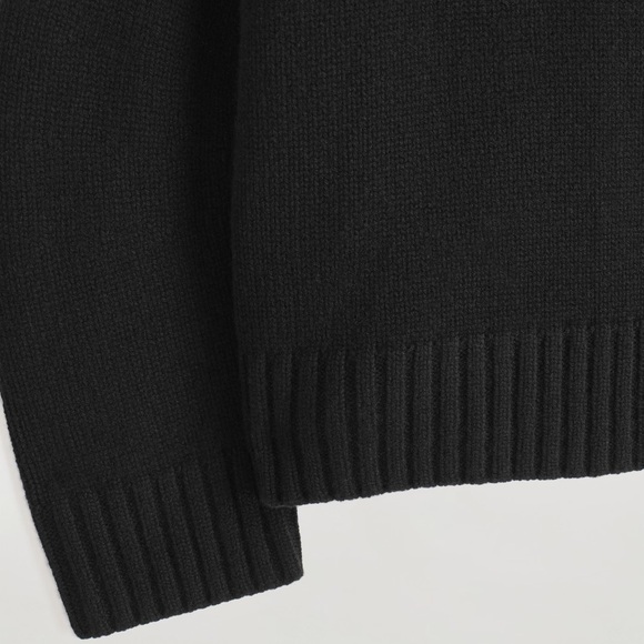 COS Chunky Pure Cashmere Mock-Neck Sweater Black Size Medium - Picture 4 of 14